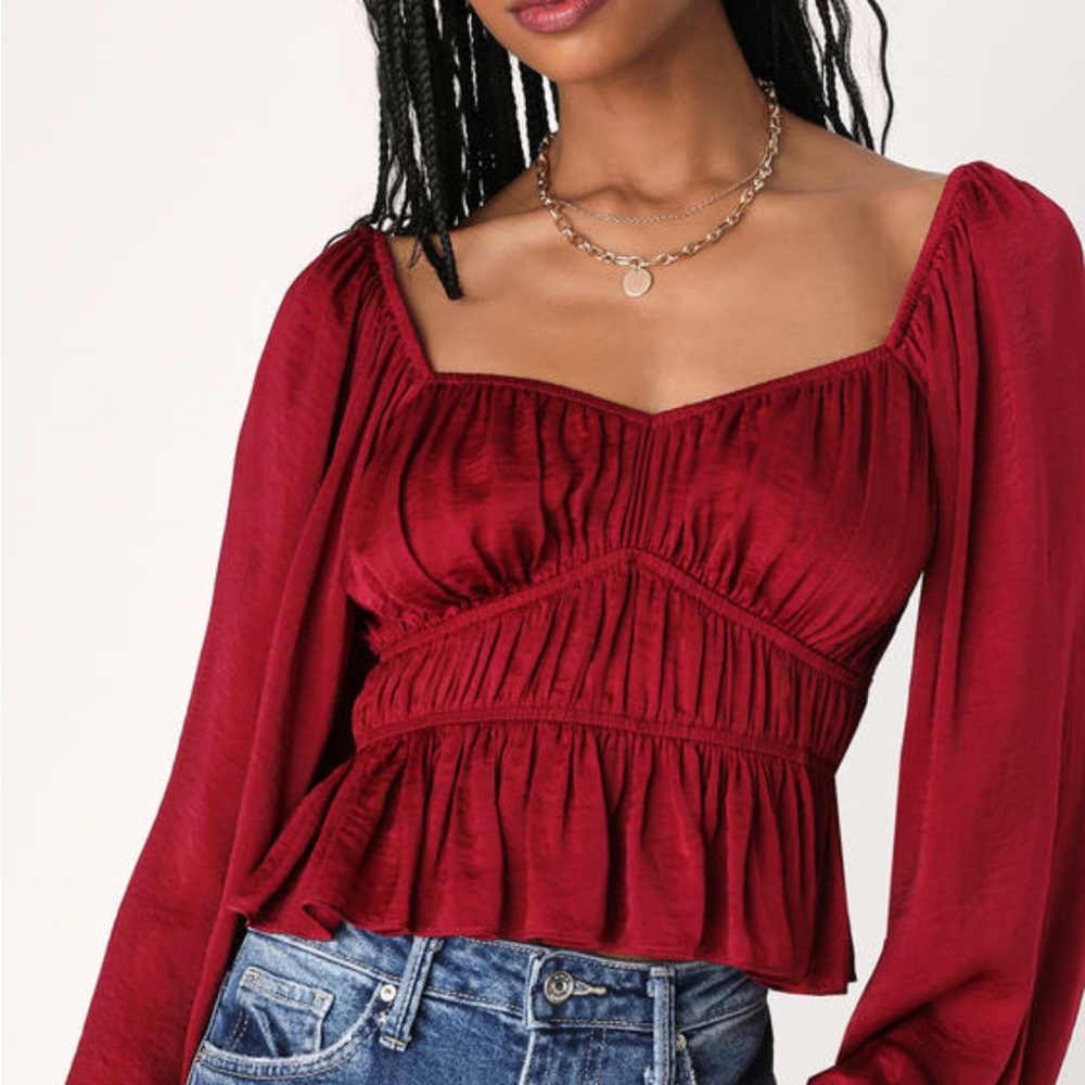 NWT Red Ruched Long Sleeve - Picture 2 of 3